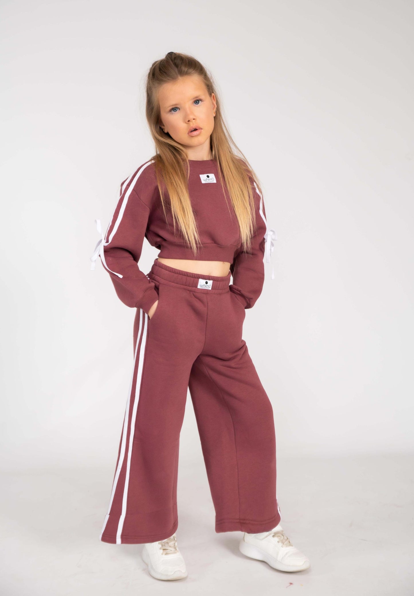 2-Piece Sporty Chic Set with Side Stripes