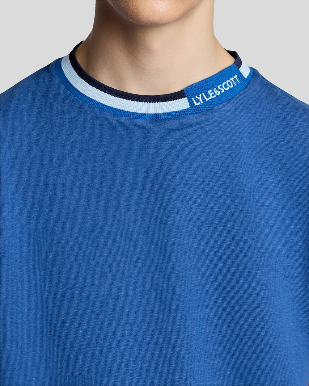 Lyle &Scott T-Shirt με Logo στο Λαιμό